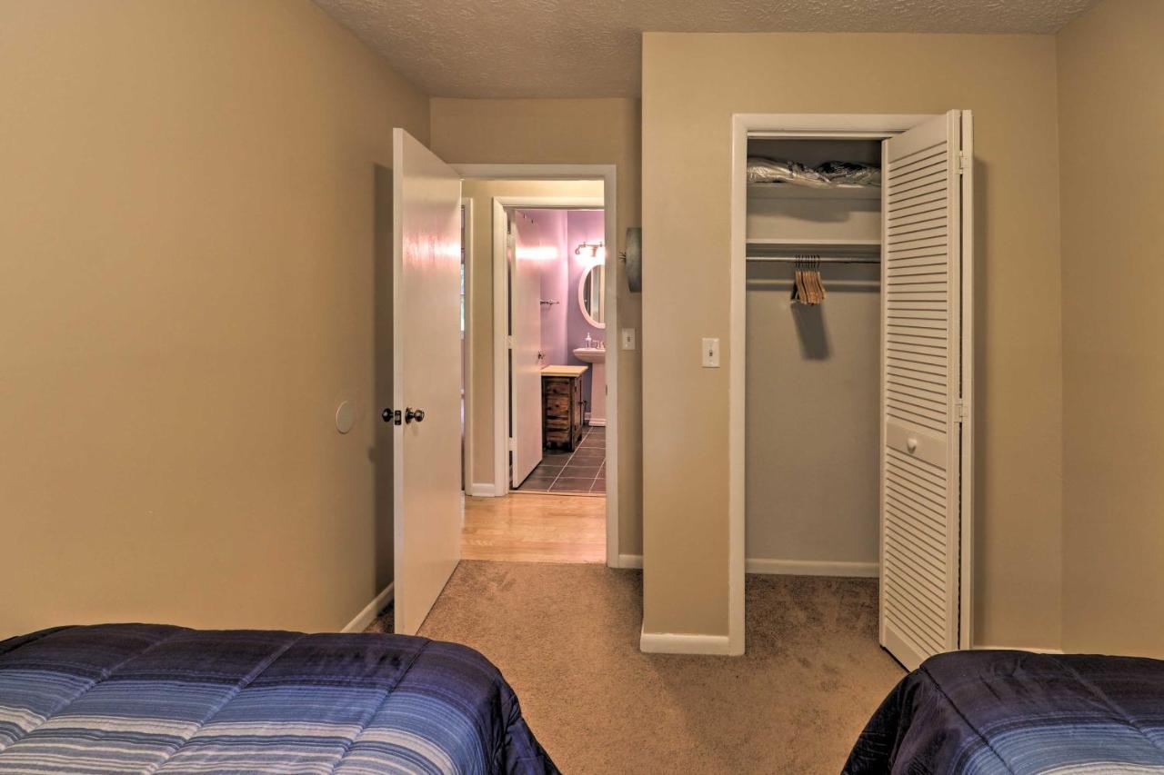 Hendersonville Home With Fire Pit 5 Mi To Downtown! Esterno foto