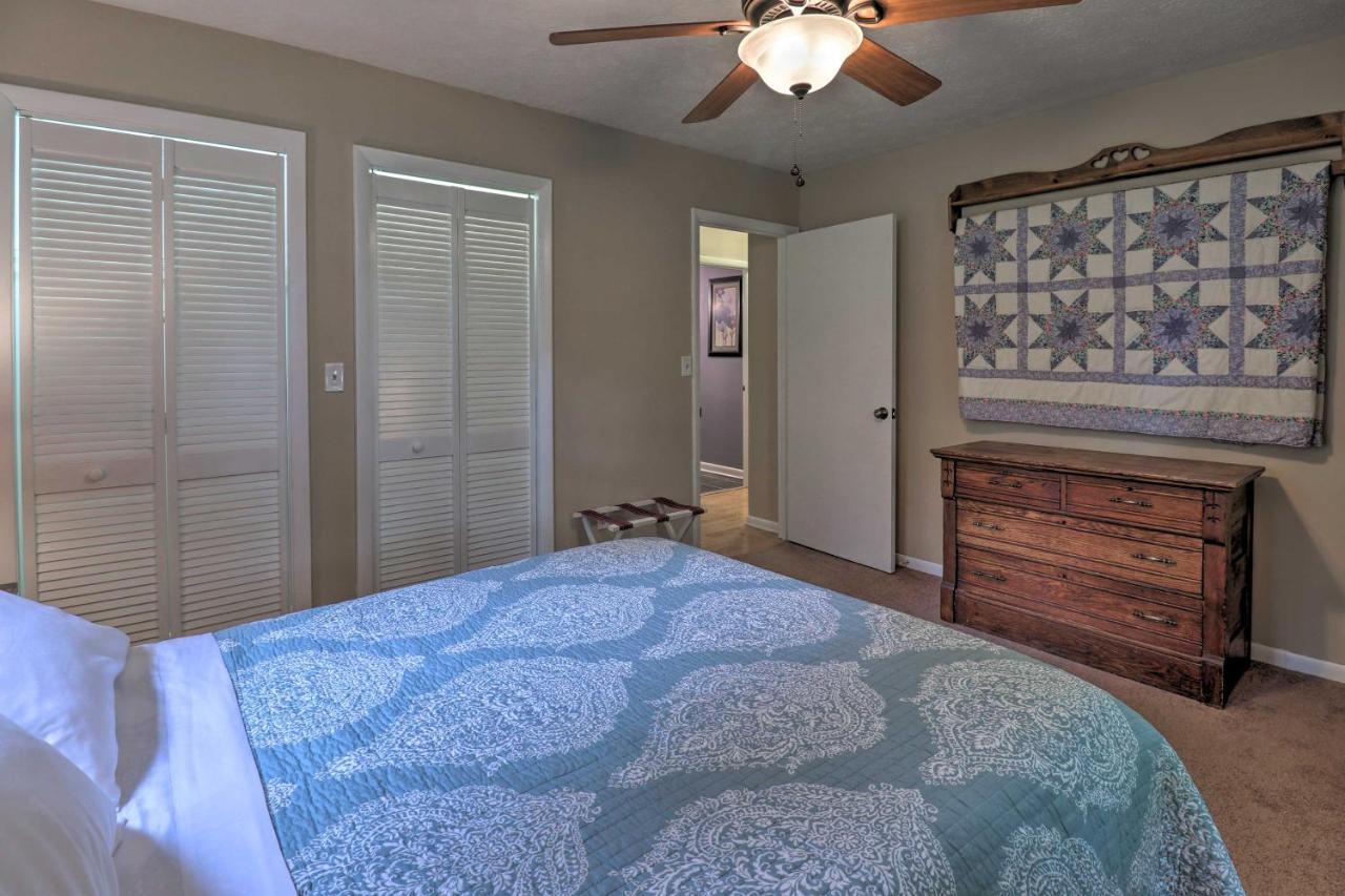 Hendersonville Home With Fire Pit 5 Mi To Downtown! Esterno foto